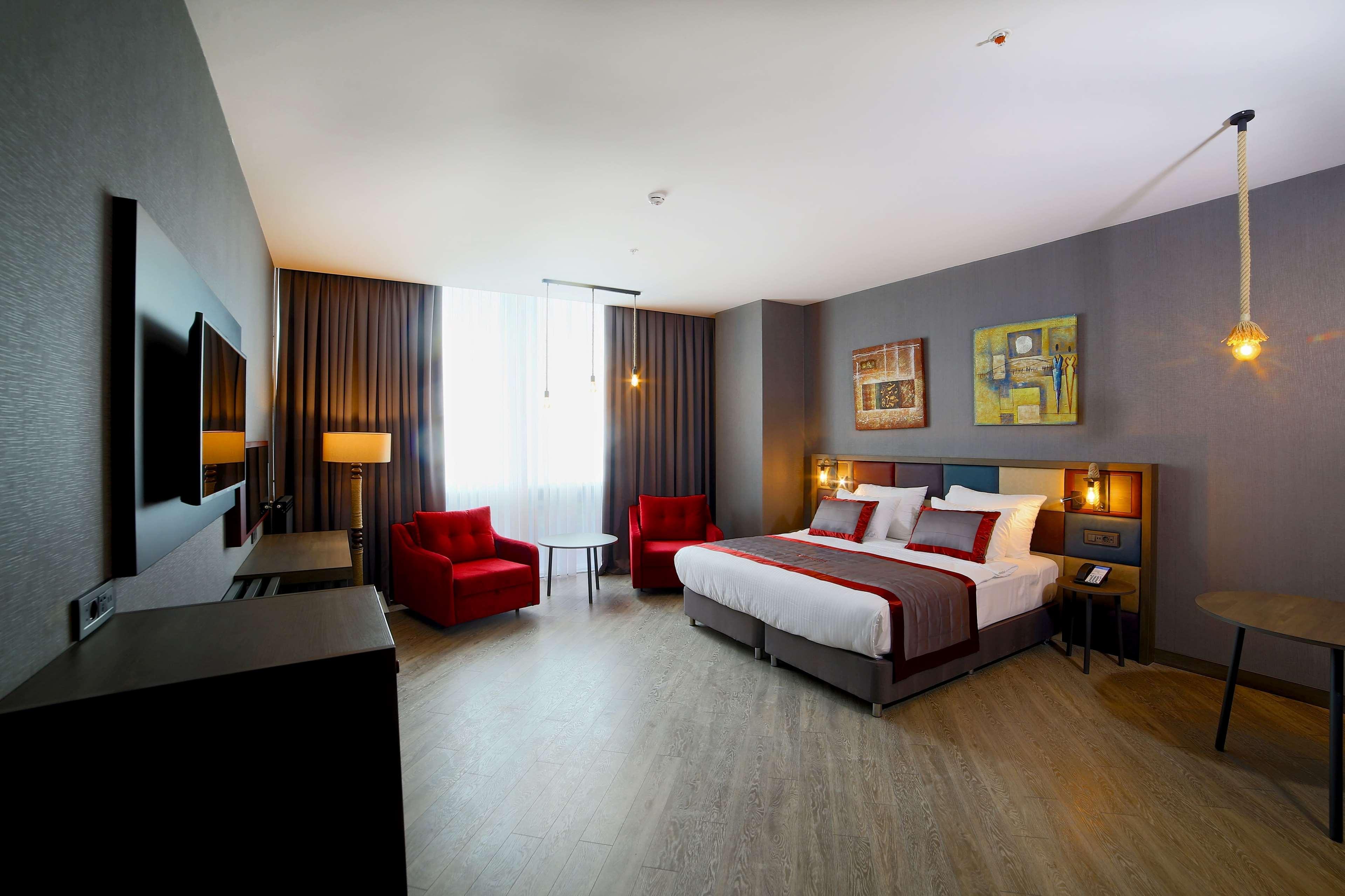 Ramada Encore By Wyndham Istanbul Avcilar Istambul Exterior foto